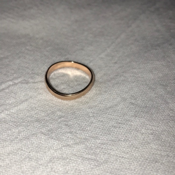 Rose gold ring {NWOT} - Picture 4 of 5